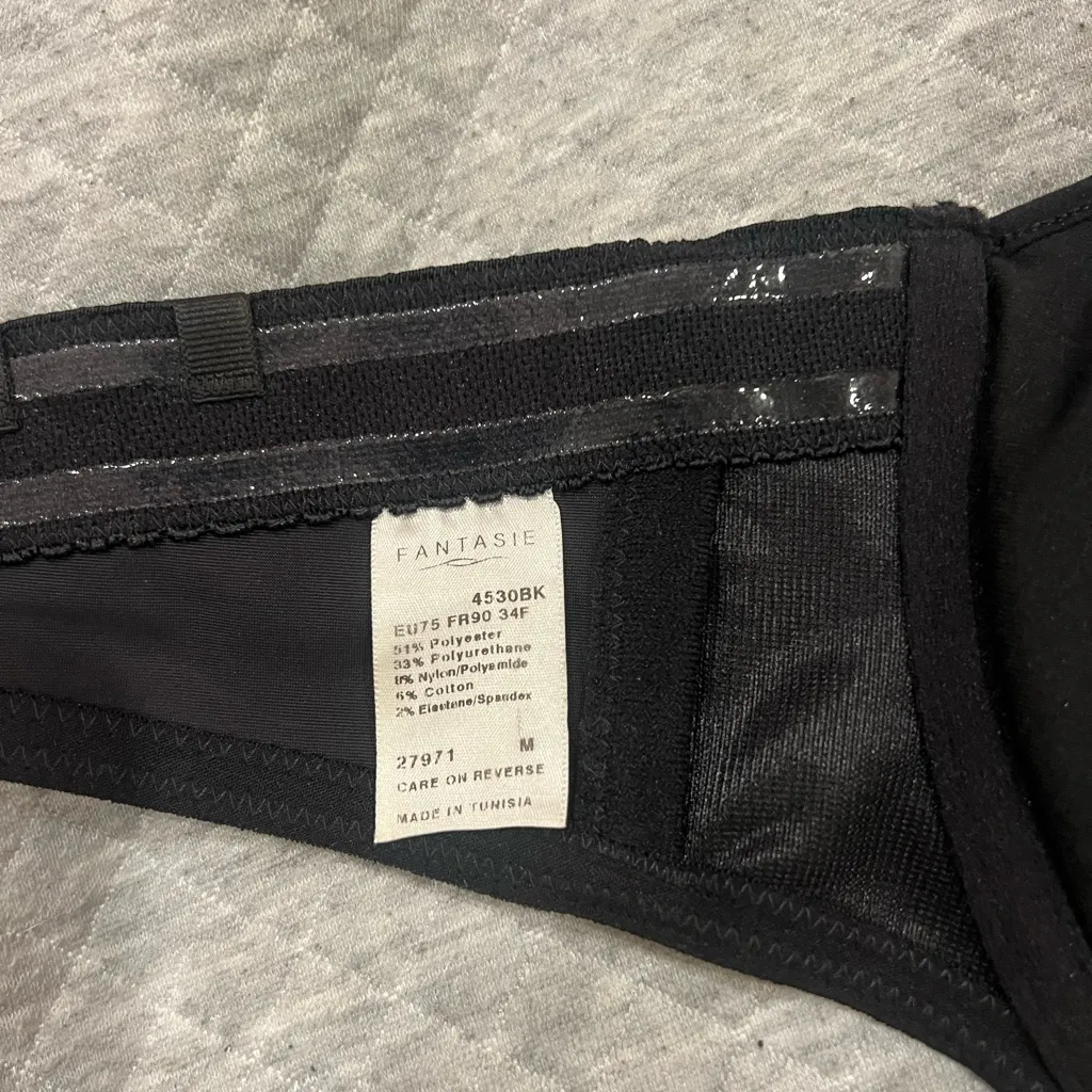 Satin black Strapless Bra Size undefined - Image 4