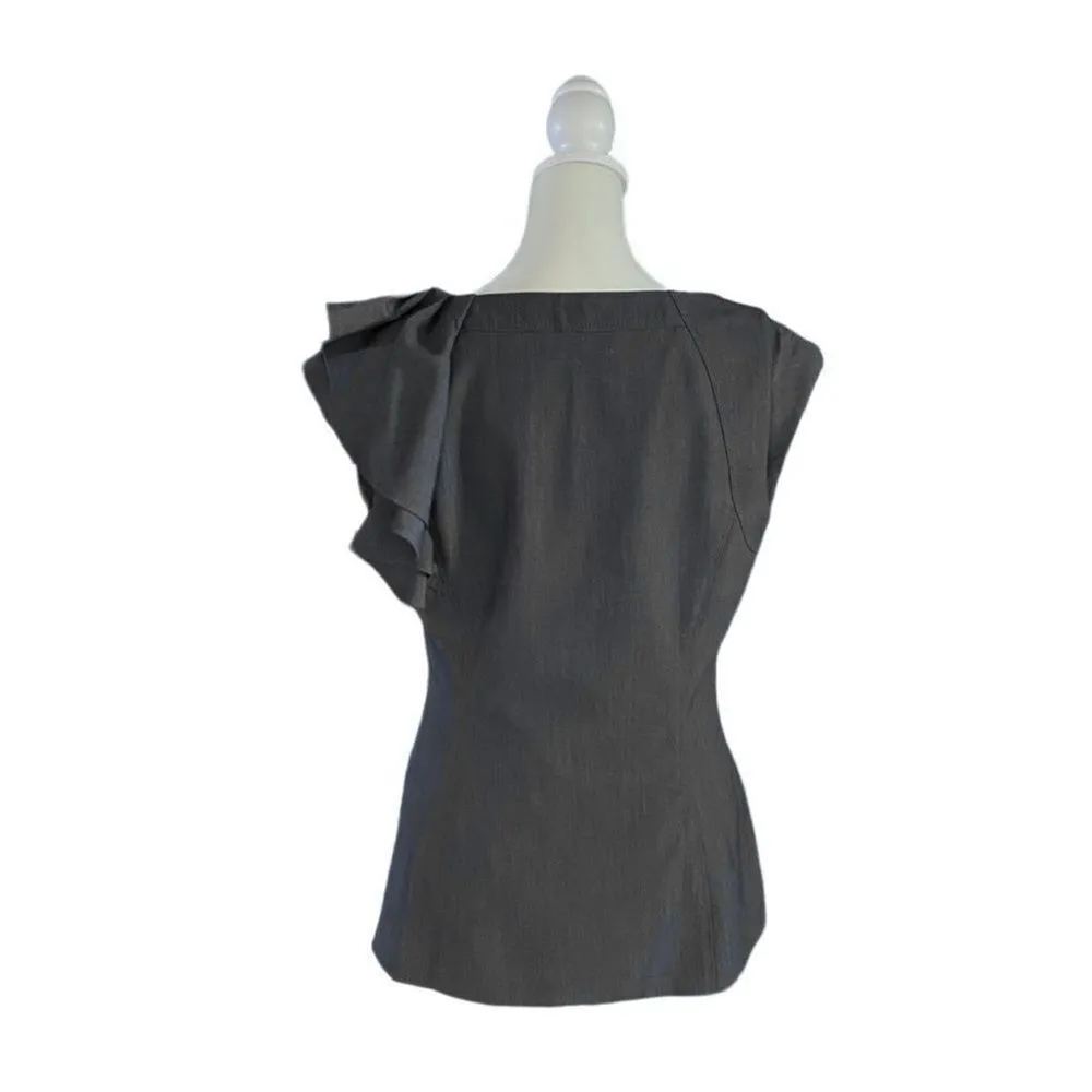 Ellen Tracy Grey Fitted Ruffle Flutter Sleeveless Crewneck Top Size 8 - Image 4