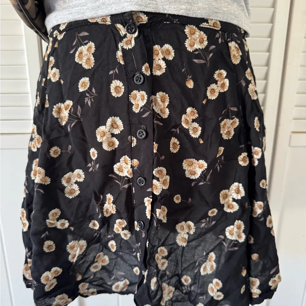 Brandy Melville Black Floral Flowy Buttoned Up Skirt - Image 2