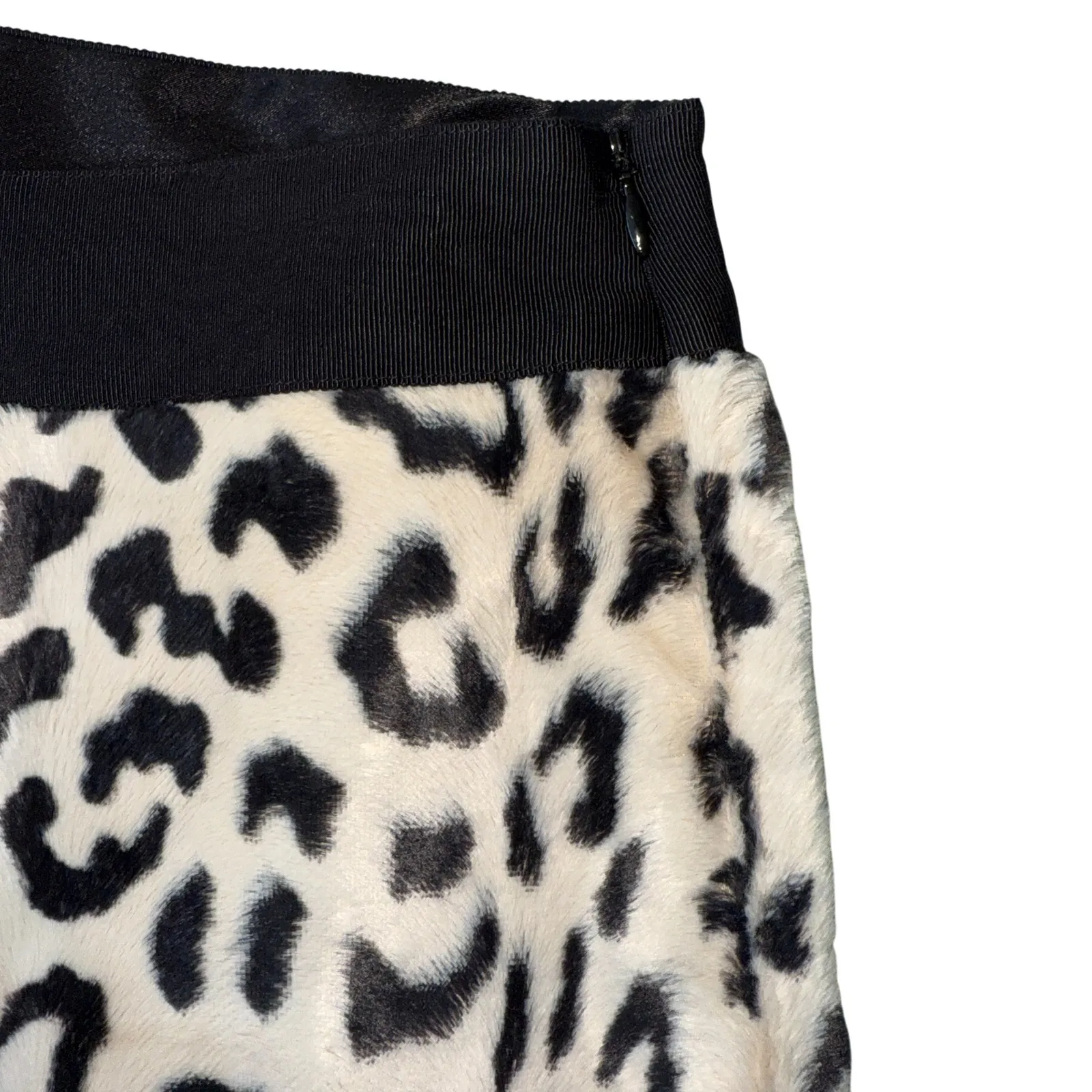 Milly of New York Faux Fur Leopard Print Mini Skirt Size 6 Black - Image 3