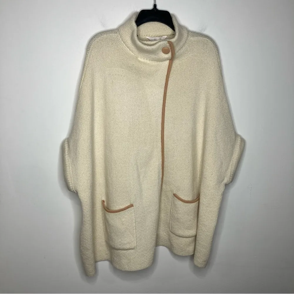 LC‎ Lauren Conrad Middleton riding cape ivory tan OSFM - Image 3