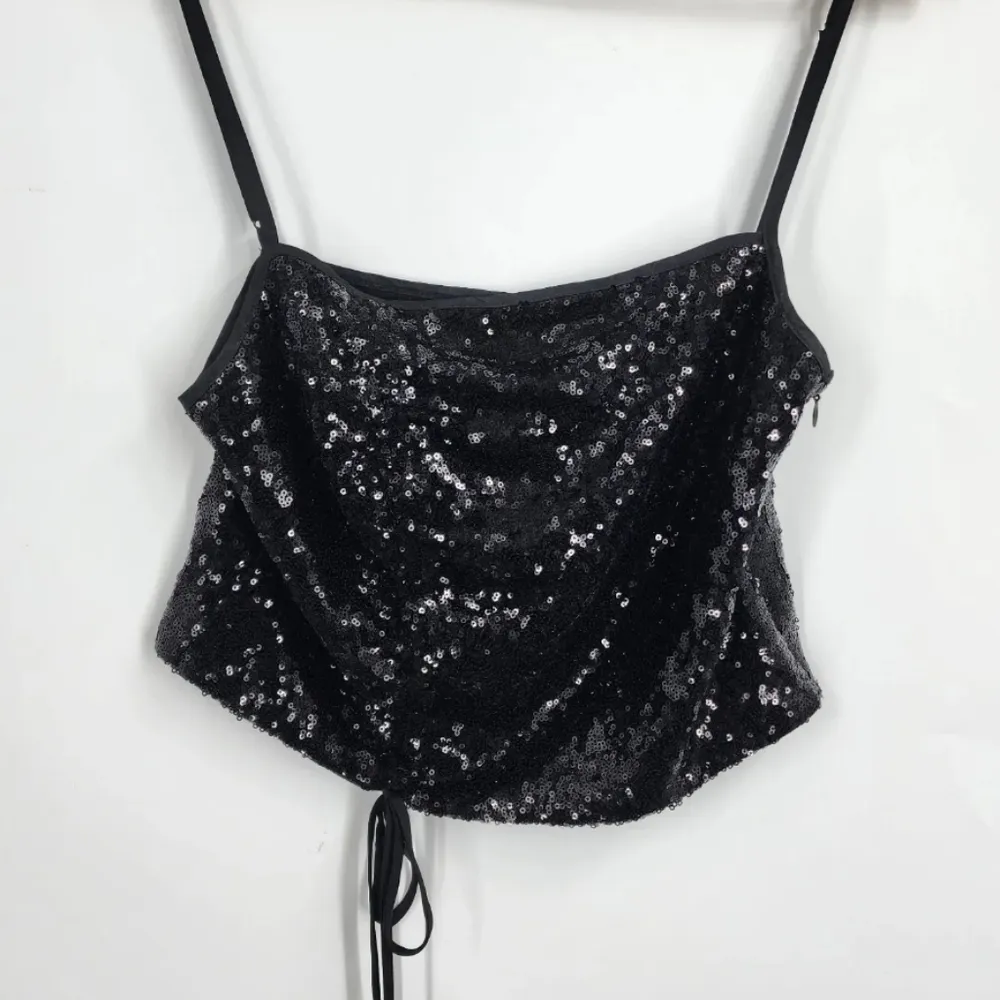 Wayf Emma Rose Top Women's Small Black Sequin Crop Sleeveless Blouse - Image 4
