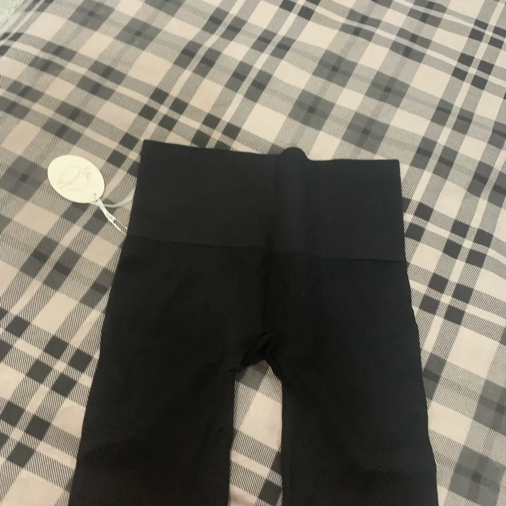 NWT Biker Shorts M/L - Image 2