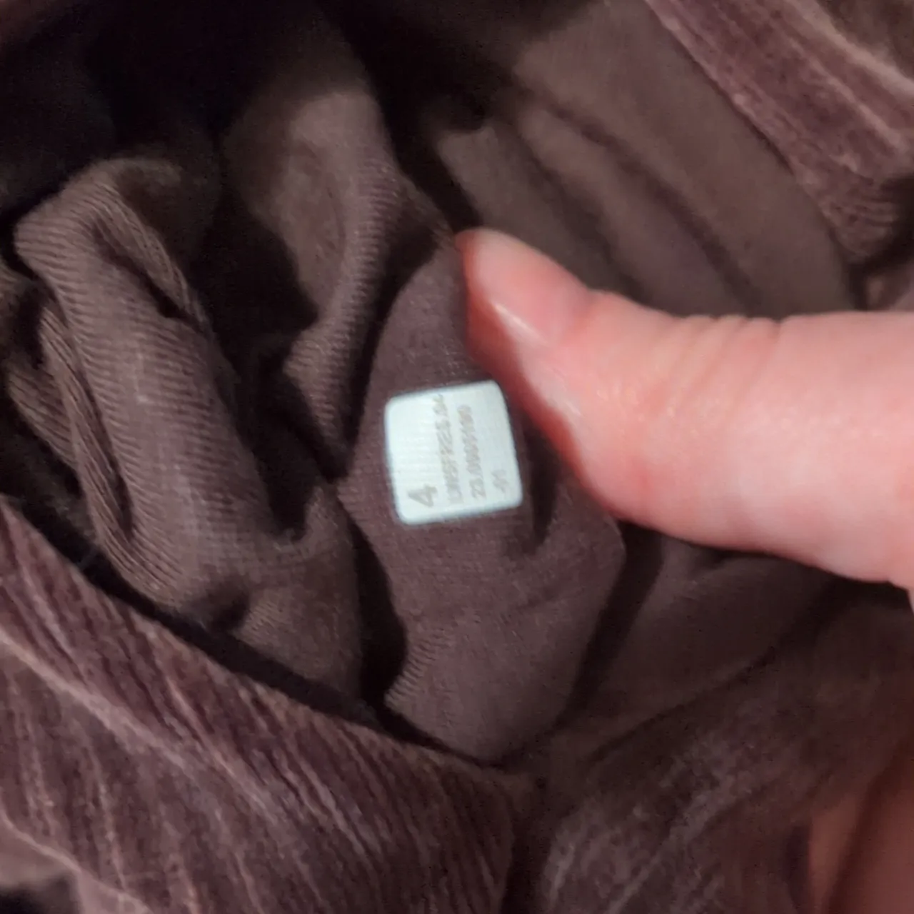 Lululemon Scuba Mid-Rise Wide-Leg Pant Velvet Cord Espresso Size 4 - Image 5