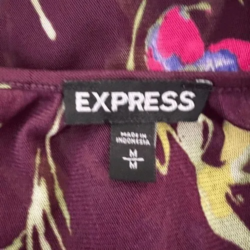 EXPRESS Dark‎ Purple Floral Semi Sheer Lace Trim Blouse NWOT Size M - Image 8