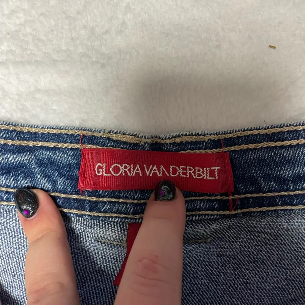 Vintage Gloria Vanderbilt Jeans - Image 7