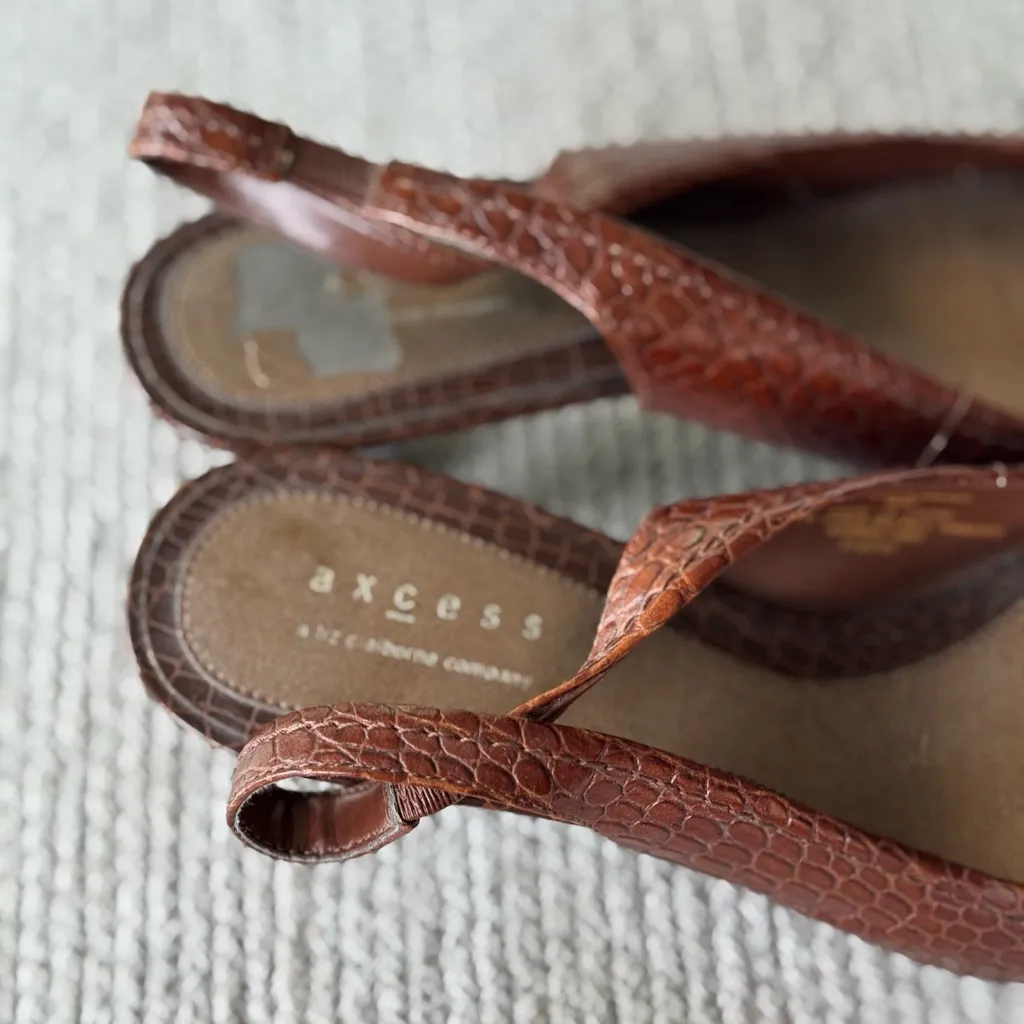 Vintage Axcess Liz Claiborne Brown Croc Leather Peeptoe Slingback Heels Size 9 - Image 9