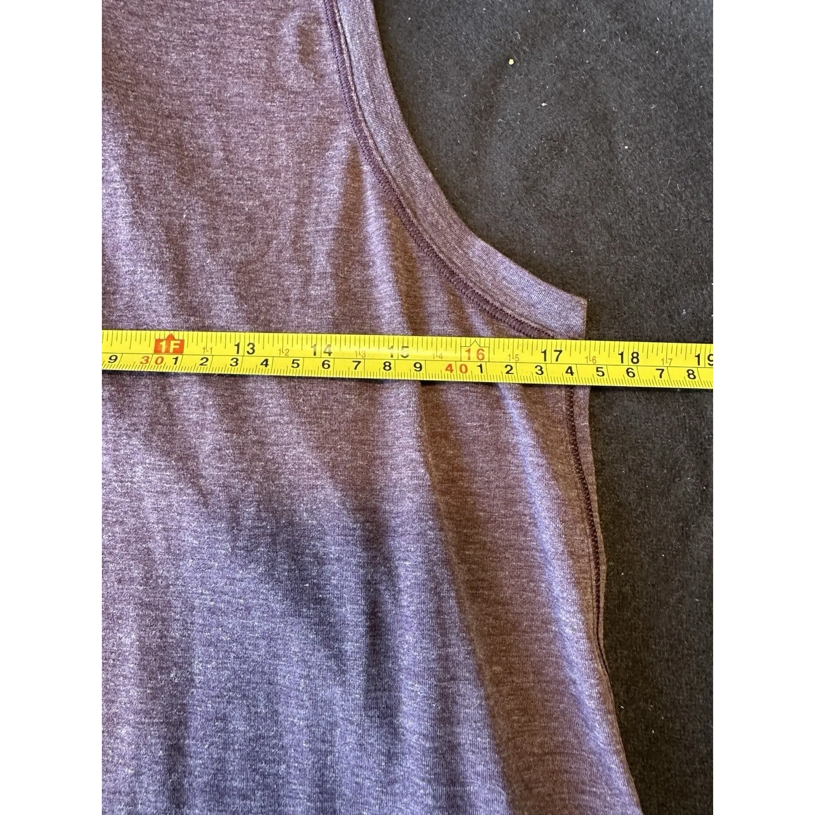 Lululemon Tank Top Women's 4‎ Twist Back Red - Image 5