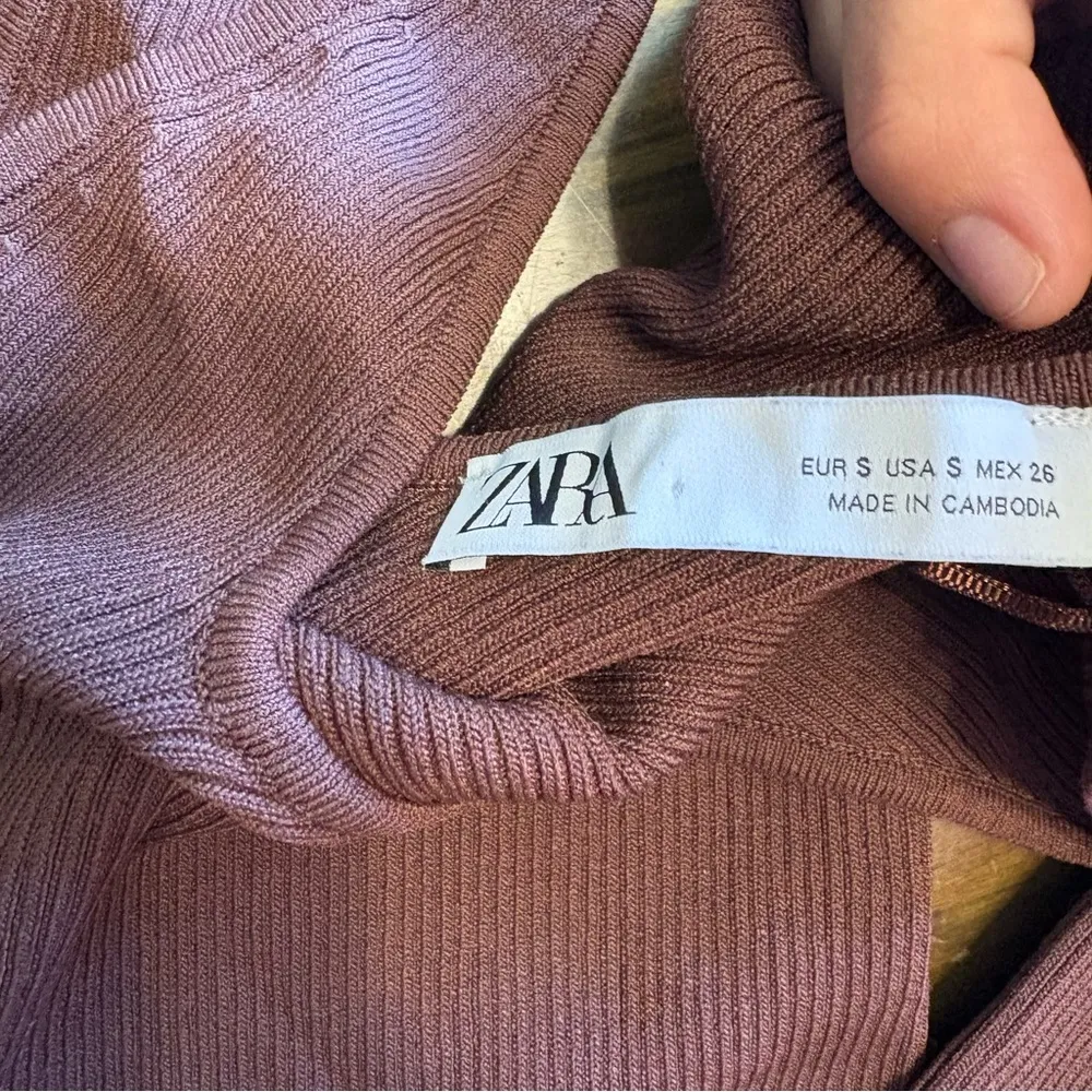 Zara Ribbed Cold Shoulder Tank Top Long Sleeve Brown Chocolate Small V Neck - Image 4