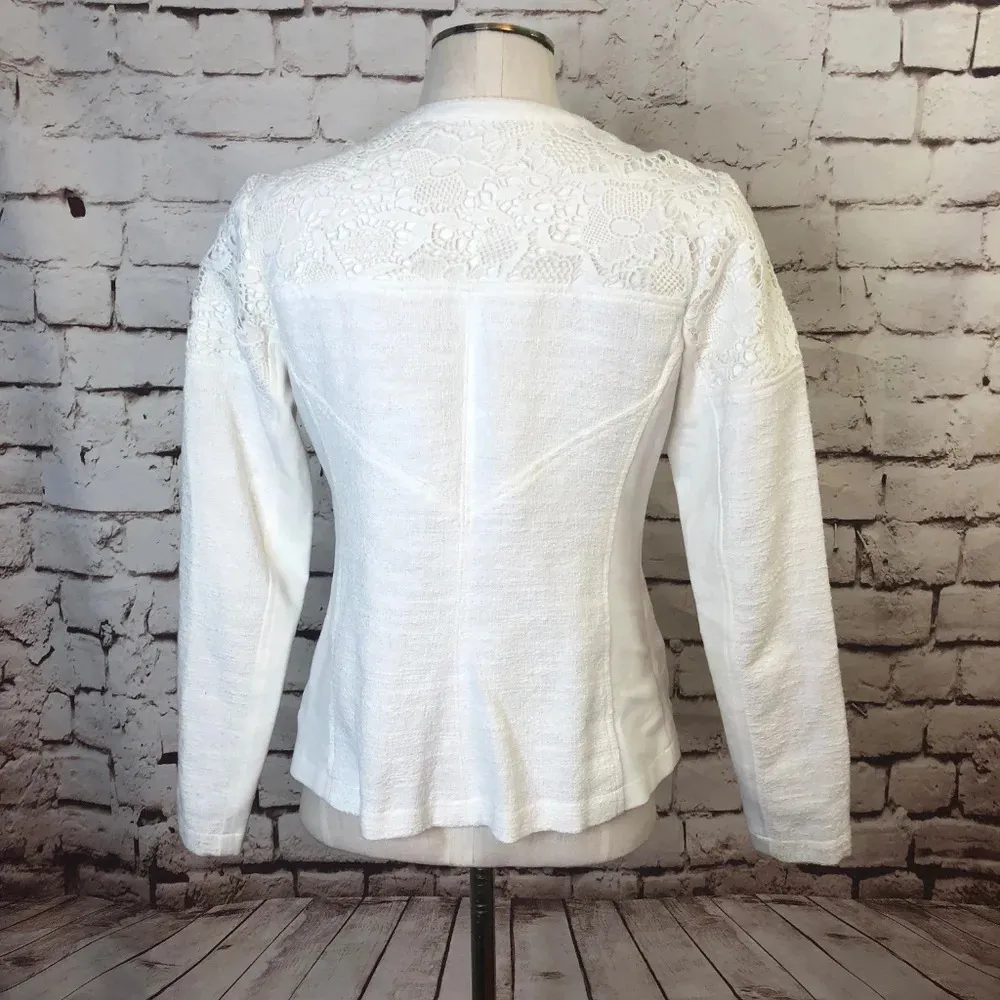 Cabi White Lace Occasion Zip Up Jacket‎ Style 715 - Image 4