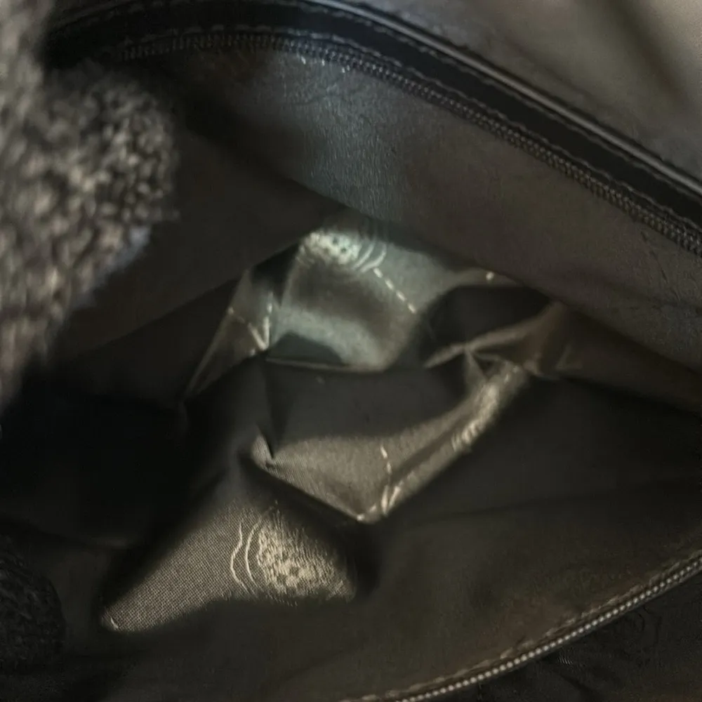 Vince Camuto Peri Convertible Clutch Black EUC - Image 4