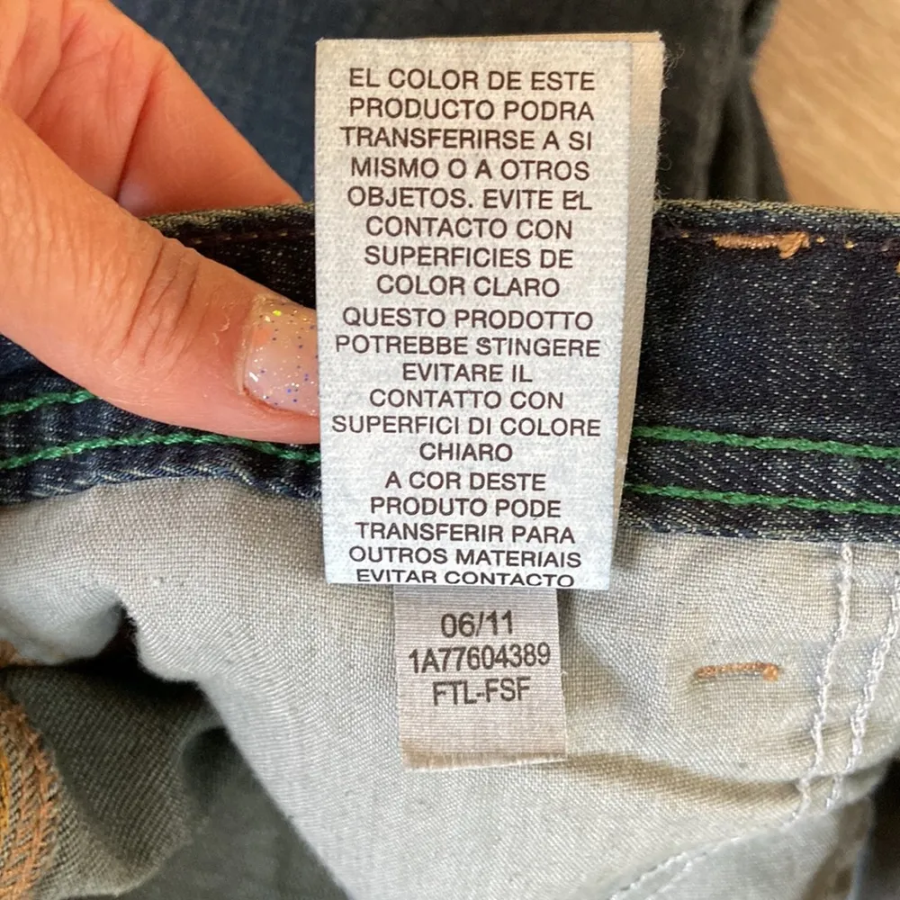 Tommy Hilfiger Freedom Flare Dark Wash Denim Jeans Size 8 NWT - Image 13