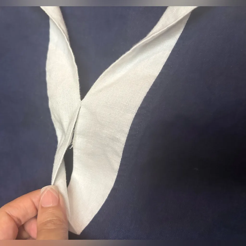 Isaac Mizrahi 100% Linen Womens Sz M V-Neck Blouse Tunic Navy Blue White Trim - Image 13