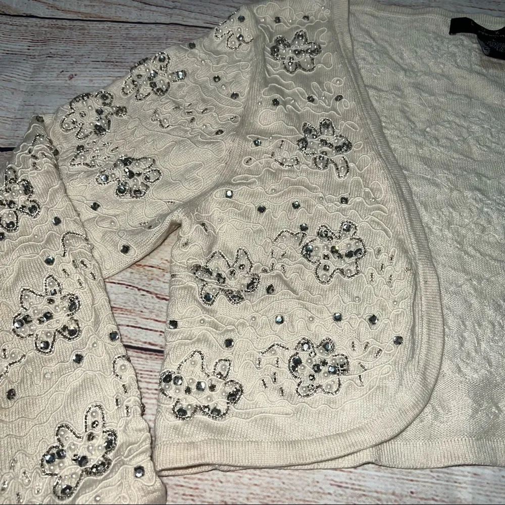 Arden B  LUXE. Cardigan embellished size L - Image 4