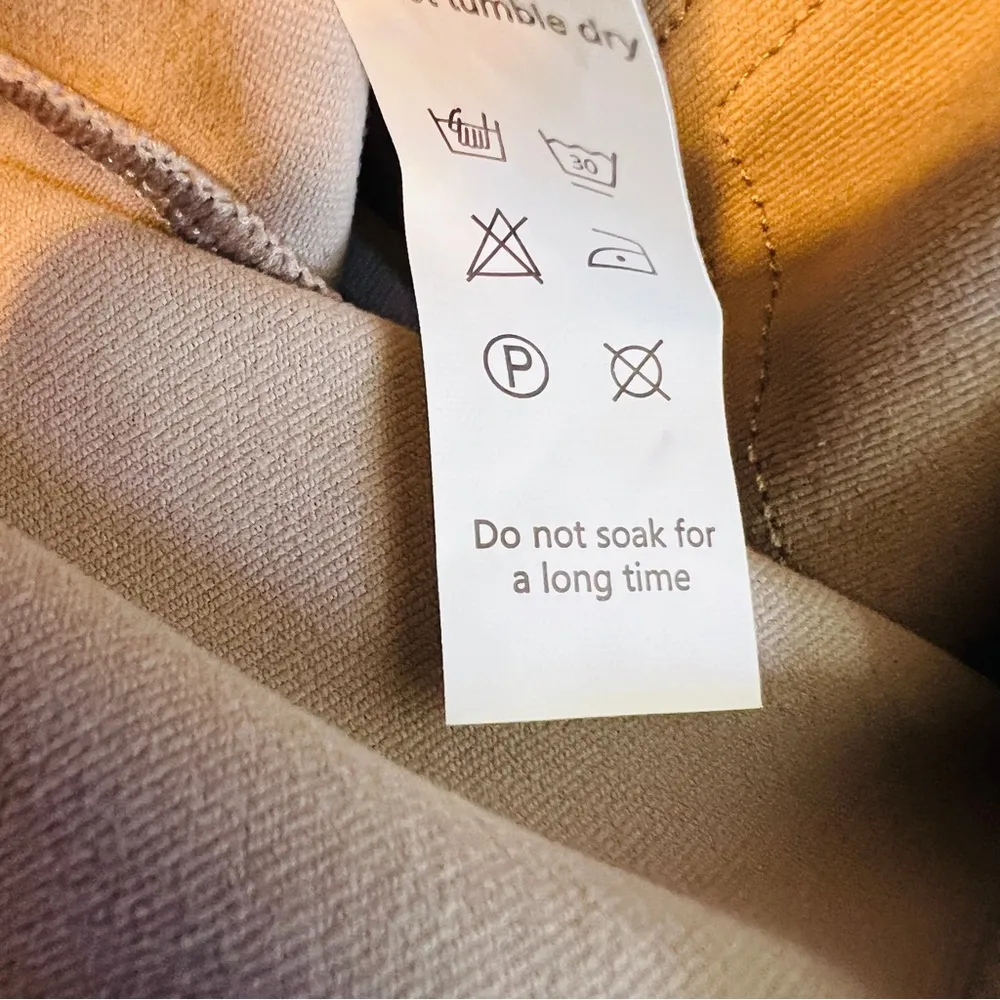 Yoga Fitness Size Medium Rosewood Pull On Pants with Front & Back Pockets - Image 11