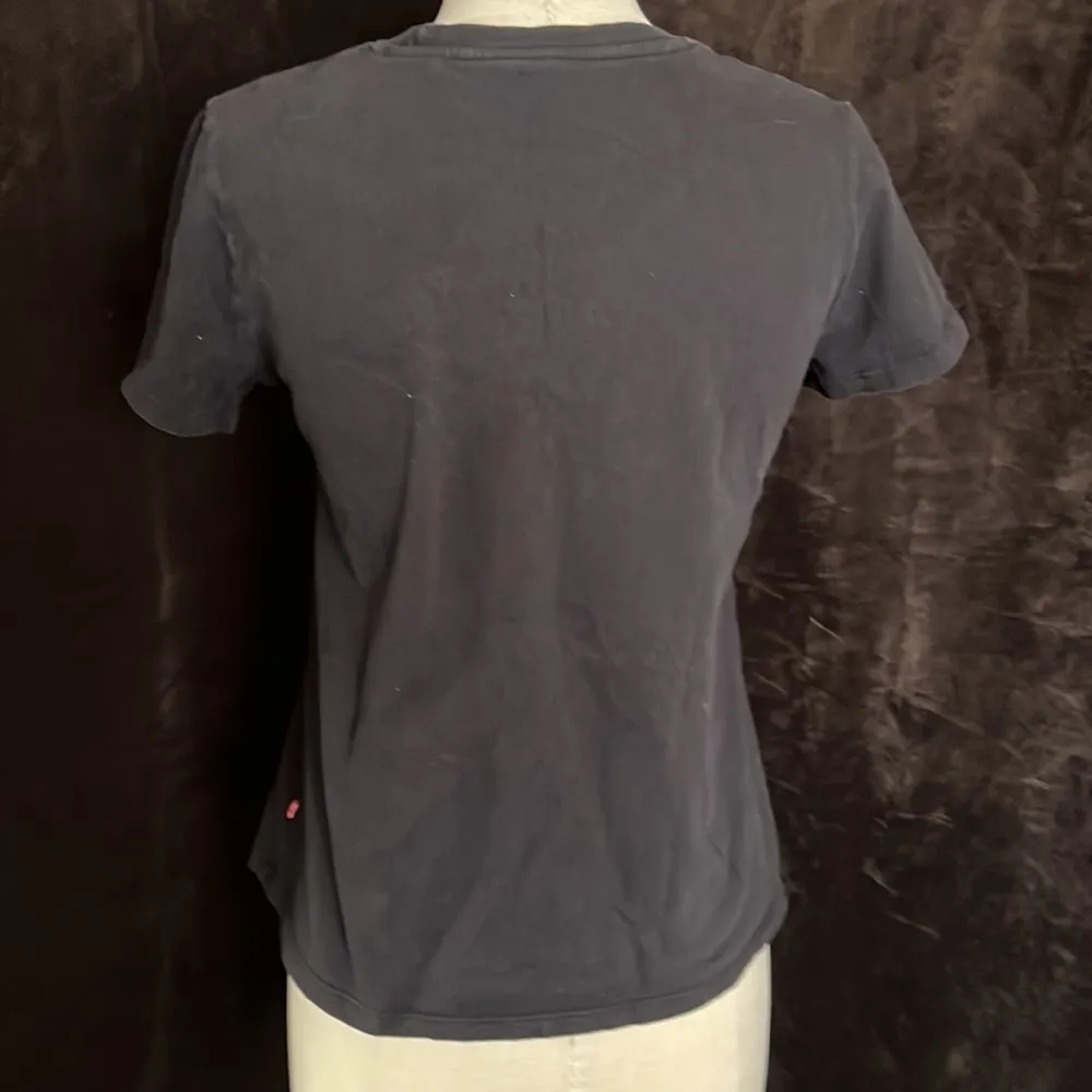 EUC Levi's® Womens Perfect Tee with Red Logo - Image 2