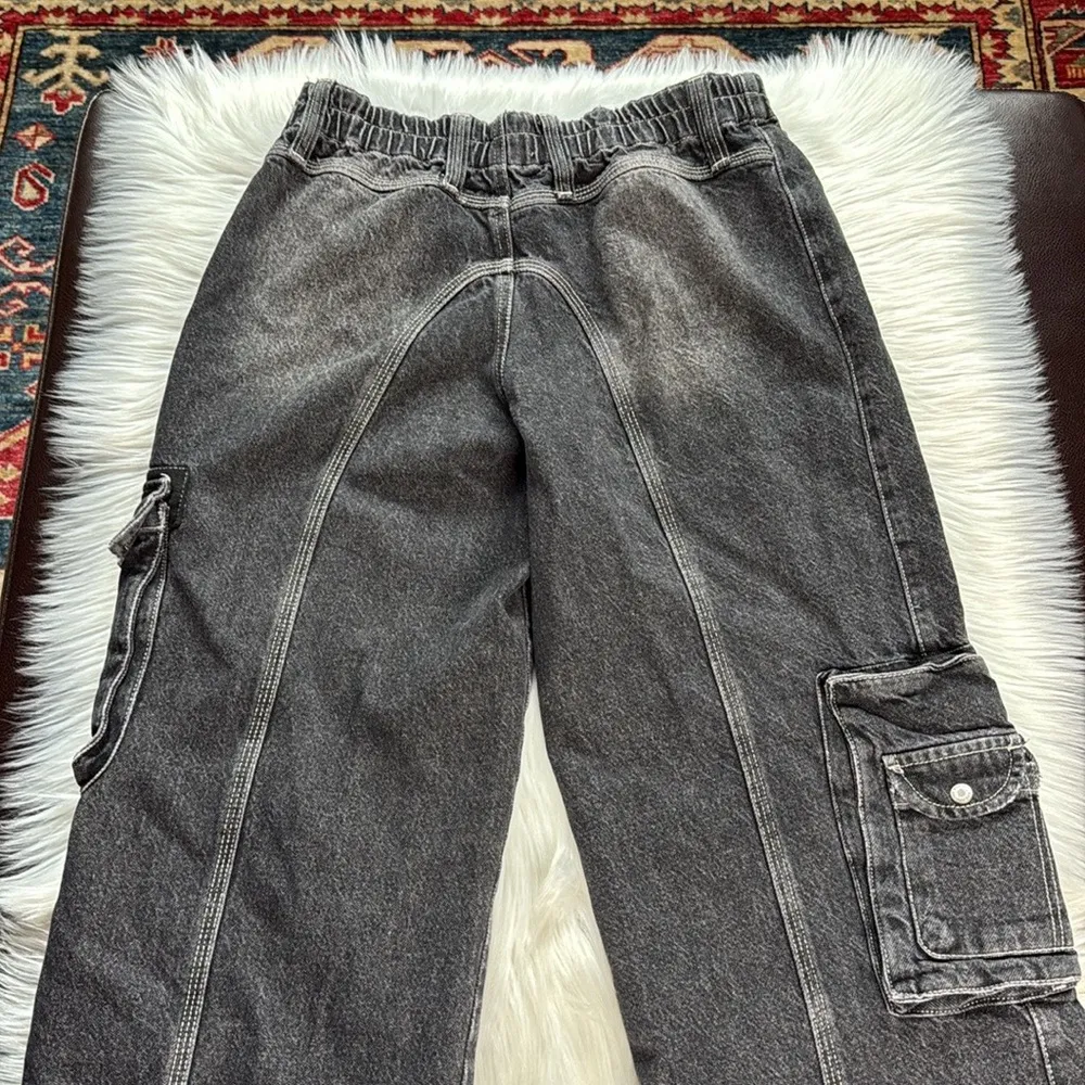 BDG Urban Outfitters Y2K Low Rise Wide Leg Black Cargo Jeans - Image 10
