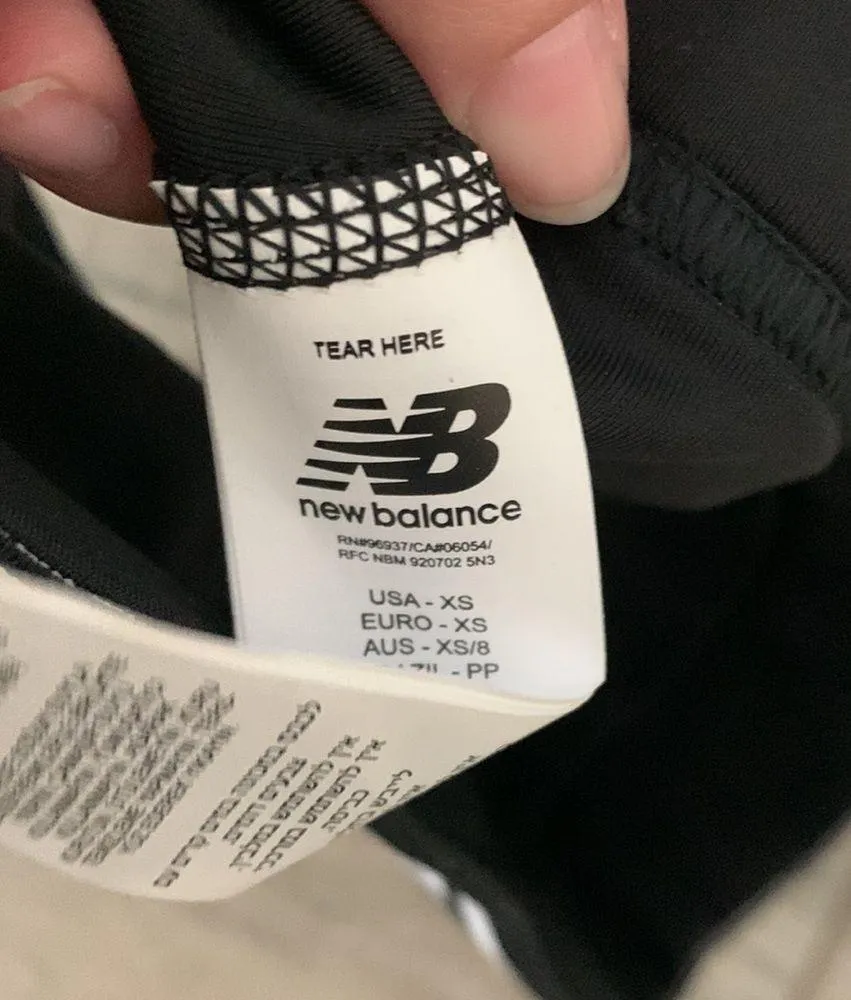 New balance black sports bra - Image 3