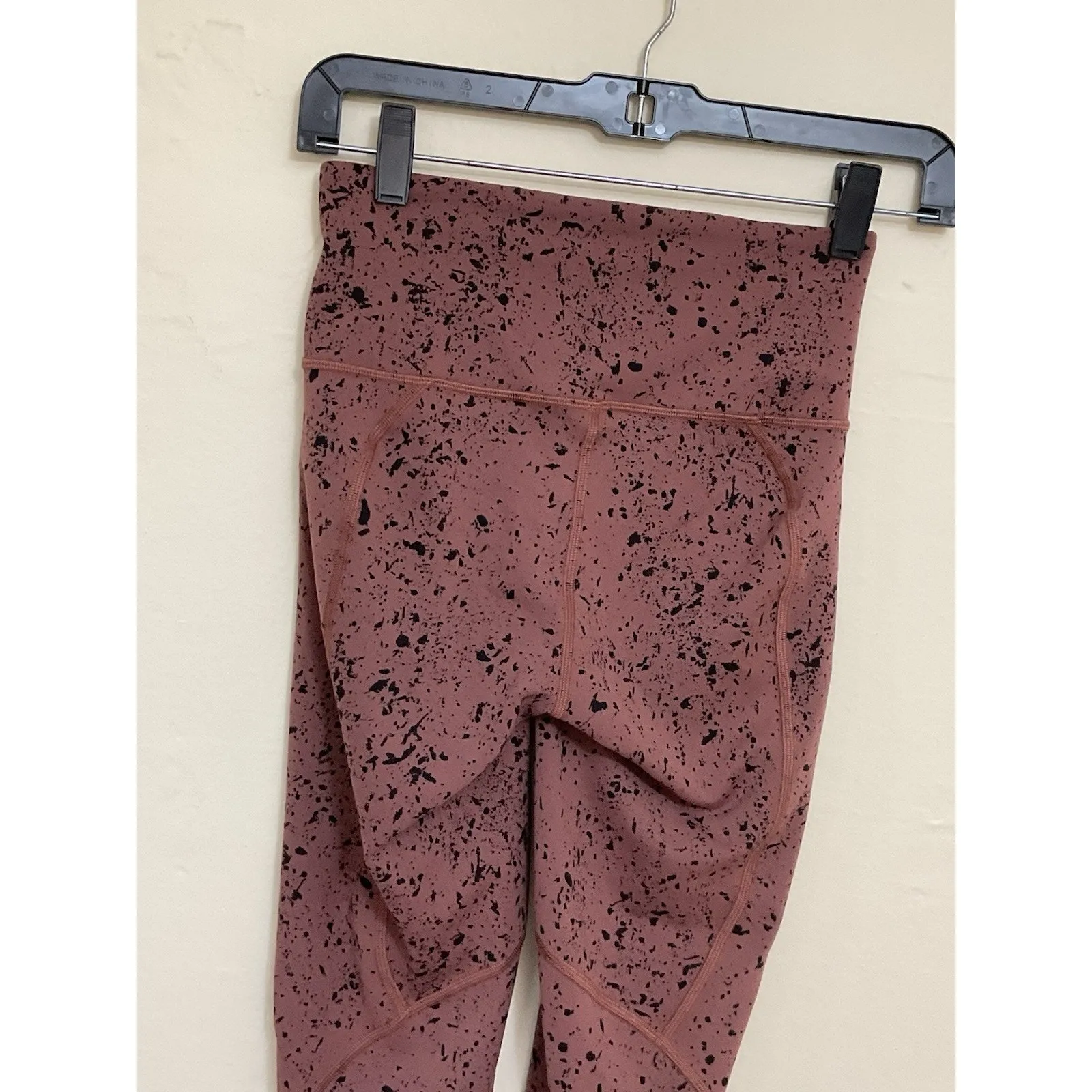 Lululemon X SoulCycle Tempo Splatter Adobe Dust Black‎ To The Beat Tight Size 4 Black - Image 15