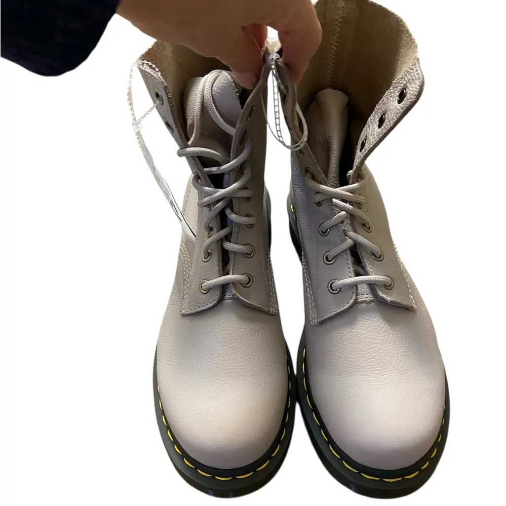 Dr martens airwair taupe combat boots grunge lace up women 10 NWT - Image 3