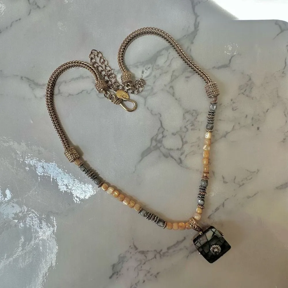 Liz Claiborne vintage abalone pendant necklace - Image 11