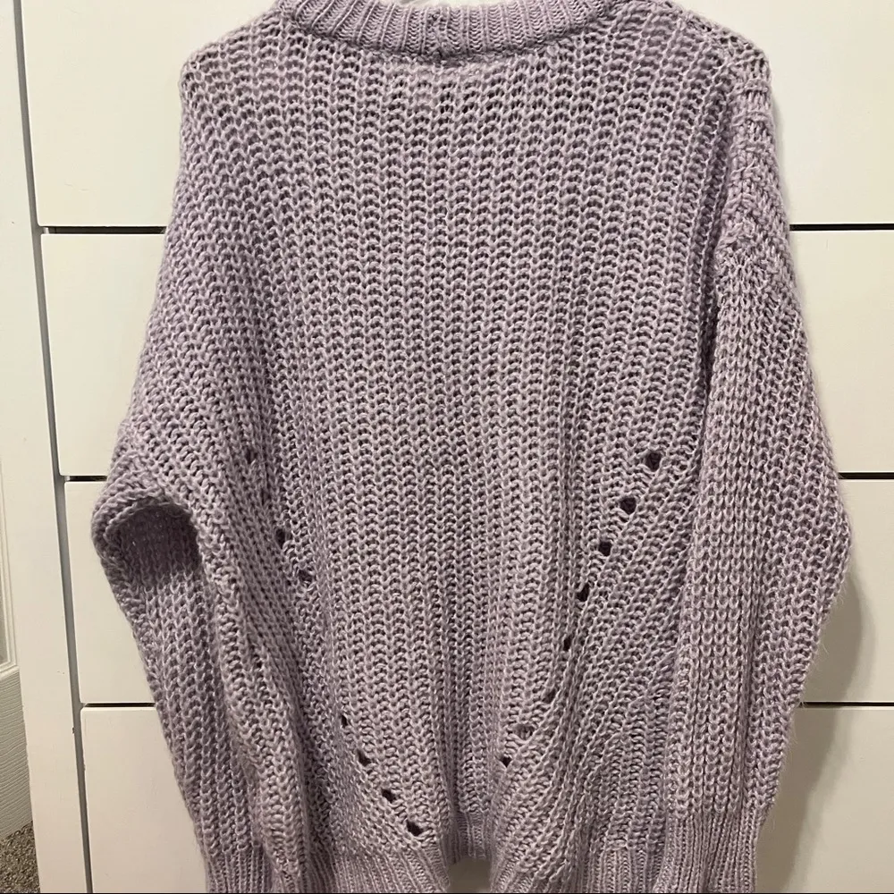 American Eagle Lilac Purple Oversized Sweater - Image 3