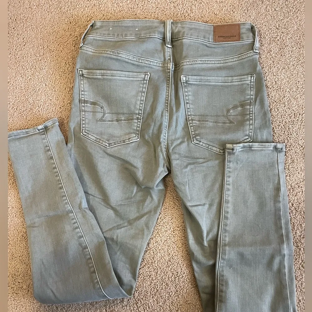 American Eagle Outfitters Women's Green Jeans - Image 2