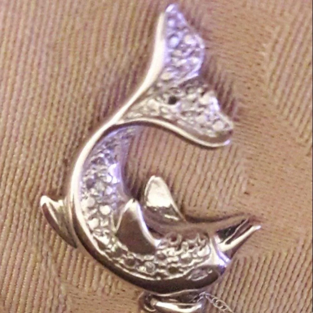 10K White Gold Diamond Dolphin Necklace - Image 2