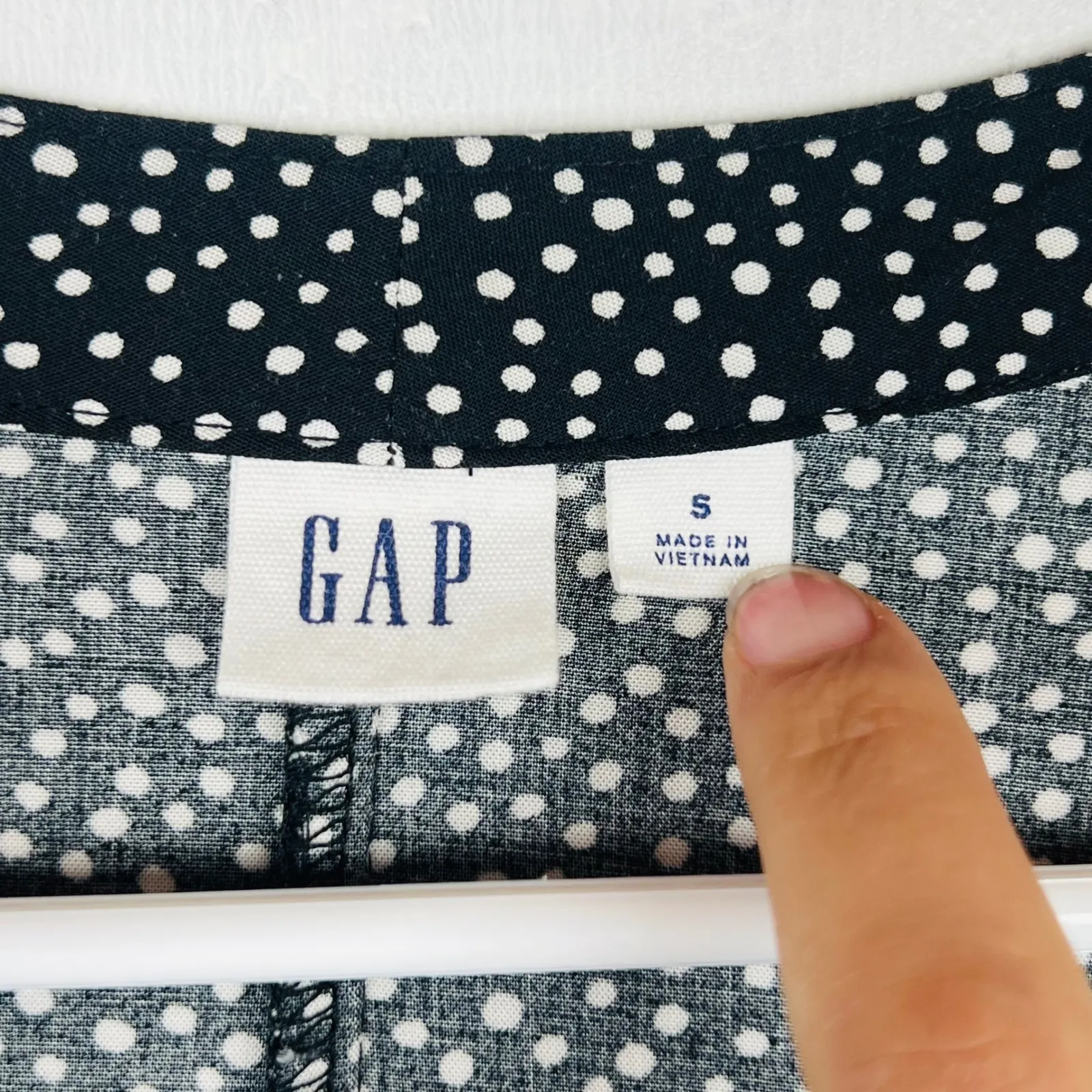 GAP Black White Polka Dot V Neck Short Sleeve Knee Length Casual Dress Women's S - Image 6