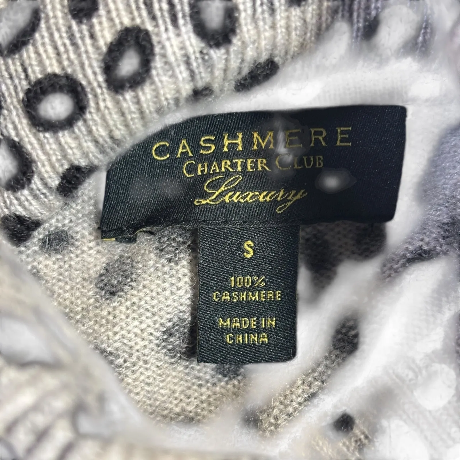 Charter Club Luxury 100% Cashmere Dalmatian Dot Turtleneck Sweater Small - Image 6