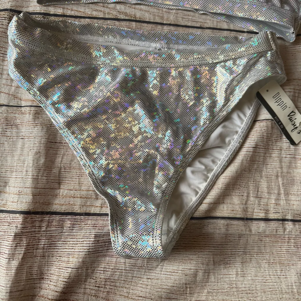 Dippin Daisy’s Women’s Sz Large Silver Holographic 2 Piece Bikini Swim Suit NEW - Image 2