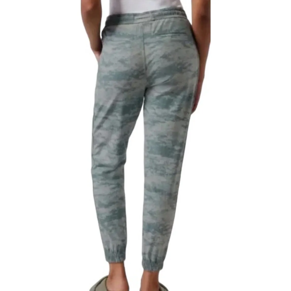Athleta Farallon Jogger Pant in the Fog Camo print, size medium - Image 2