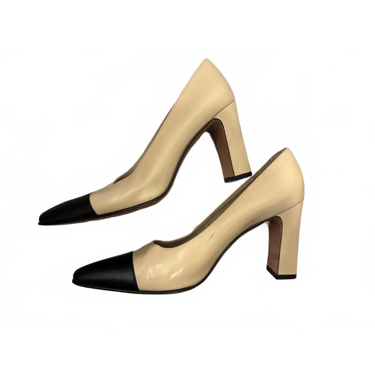 Salvatore Ferragamo  Two-Tone Leather Women's Pumps 7.5 - Image 6