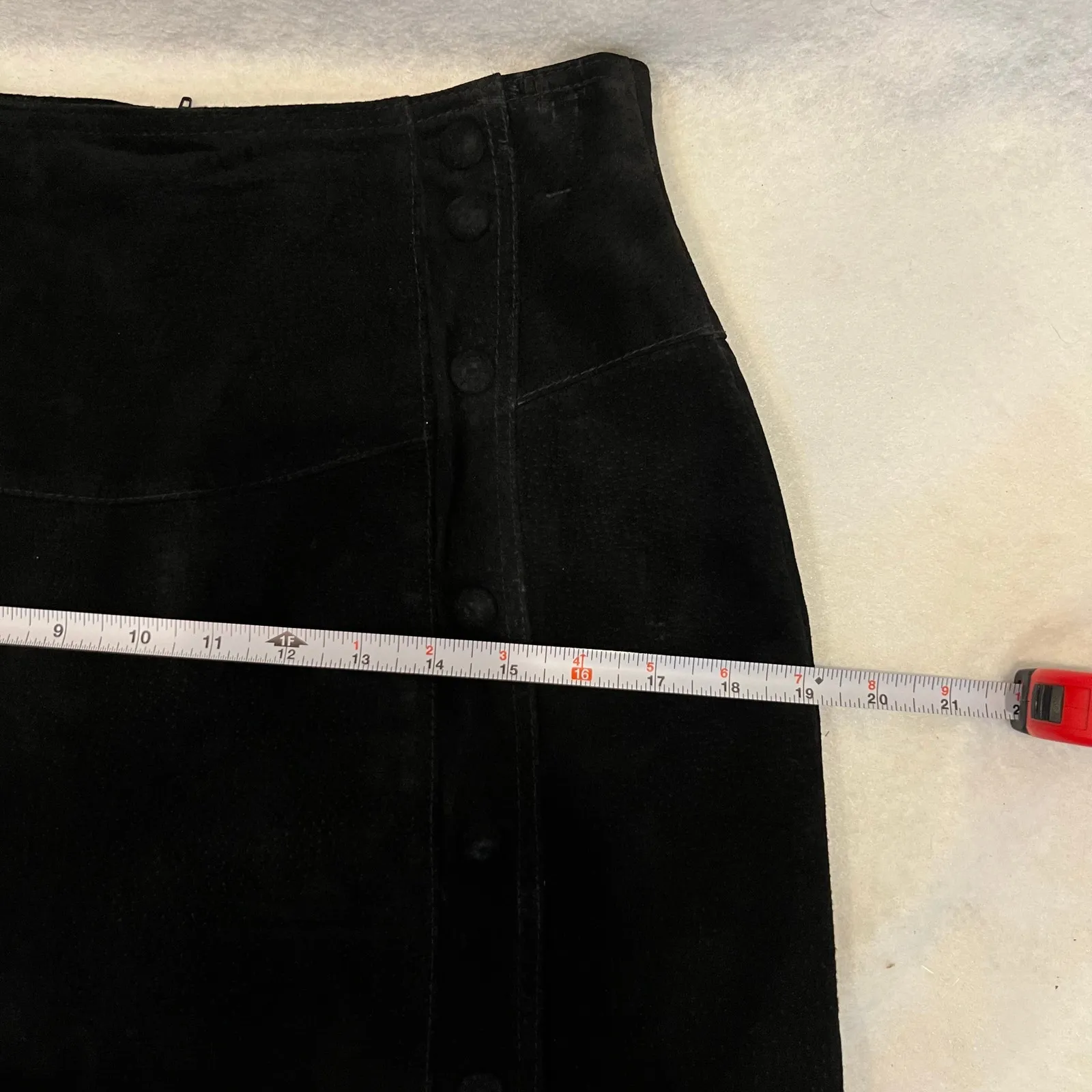 Vintage 90s Wilsons Leather Black Suede Leather Pencil Skirt Button Snap Size 14 - Image 9