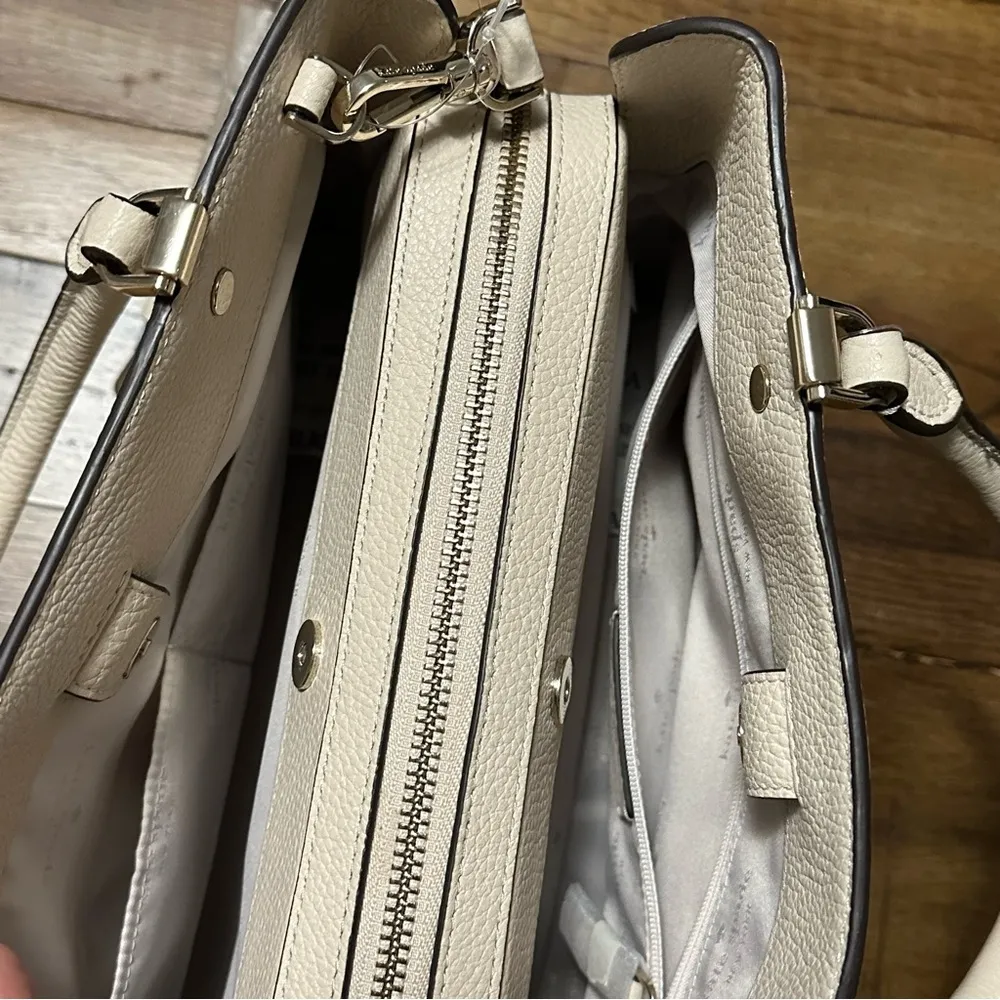 Kate Spade New York Leila Medium Triple compartment Satchel In Light Sand/Gold - Image 9