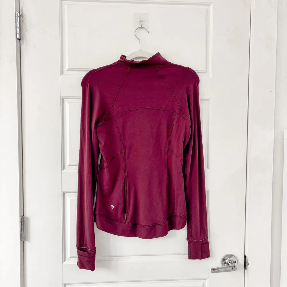 Lululemon Outrun the Elements 1/2 Zip Garnet - Image 5