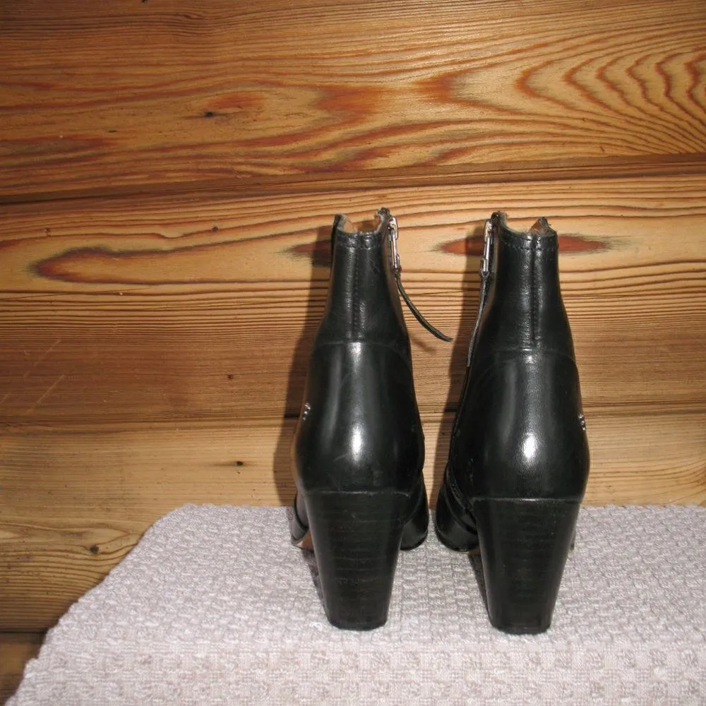 Trask Womens Black 7 Heeled Ankle Boots Black - Image 4