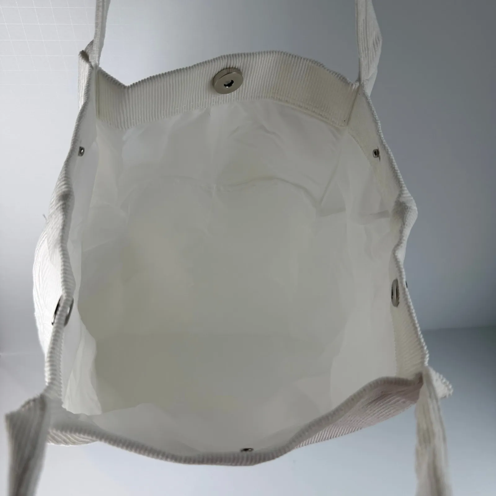 White Corduroy Tote Bag Minimalist Canvas Shoulder Bag Snap Closure NWOT - Image 5