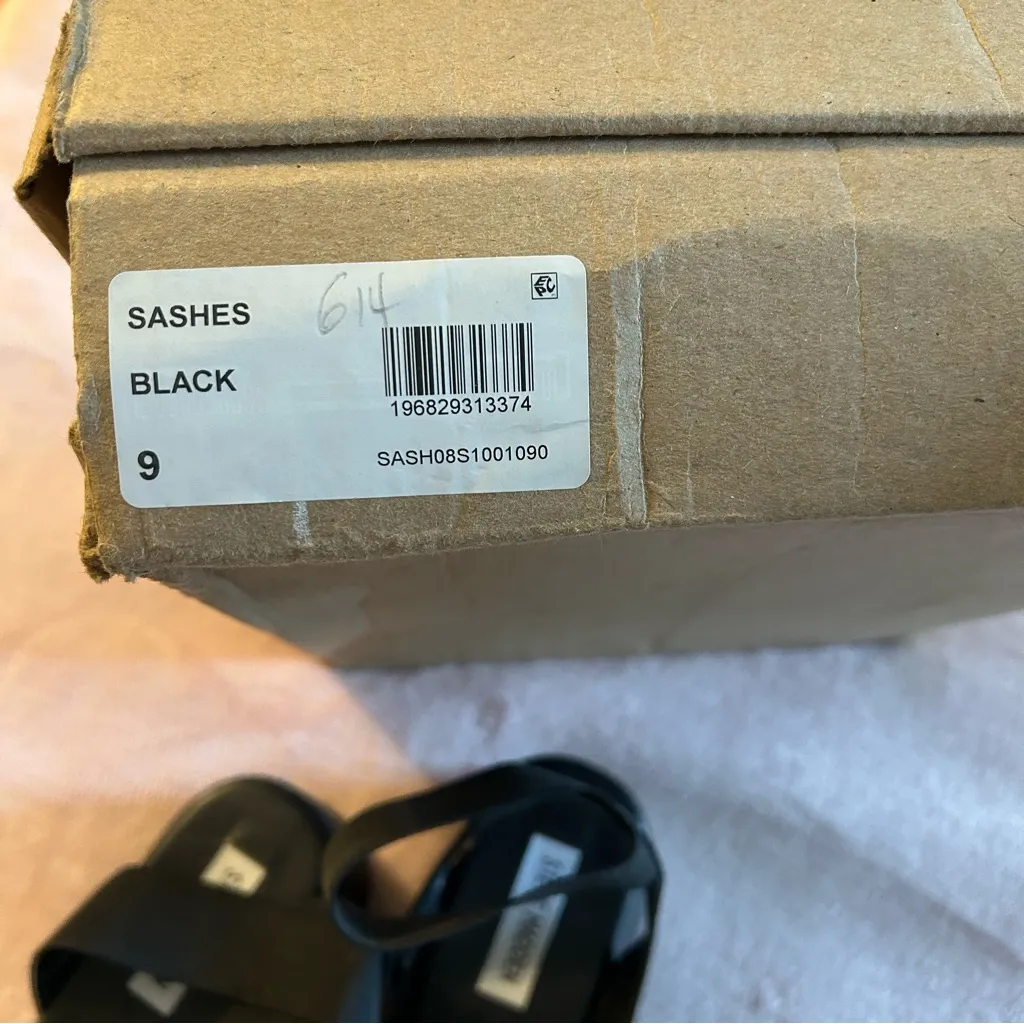 Steve Madden Y2K Sashes black platform sandals elastic straps size 9 flawed - Image 9