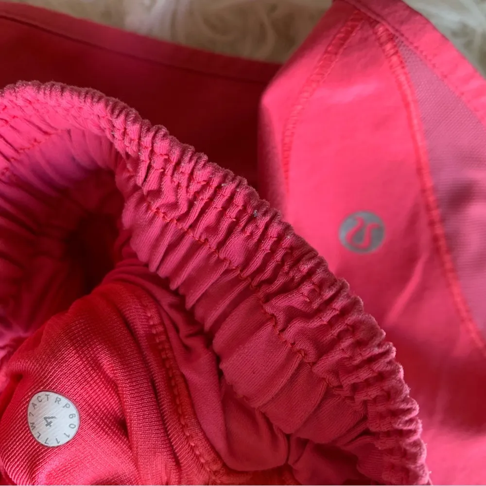 Lululemon Hotty Hot Shorts Lip Gloss Size 4 - Image 9