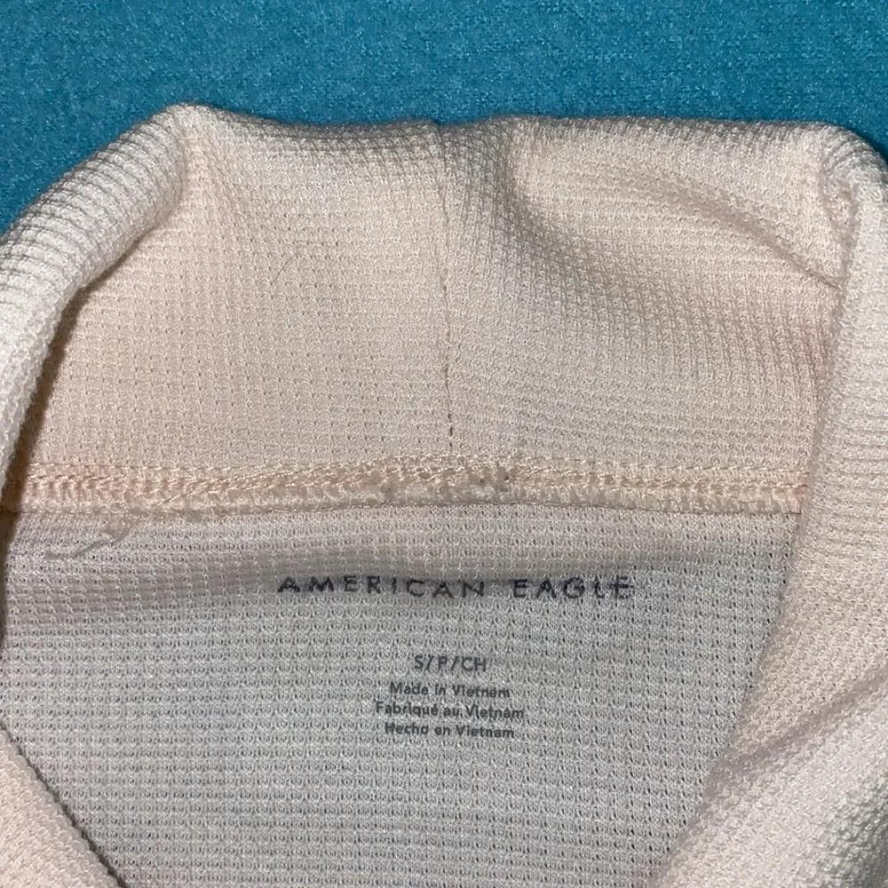 AMERICAN EAGLE OUTFITTERS waffle knit turtleneck long sleeve oversize top size S - Image 7