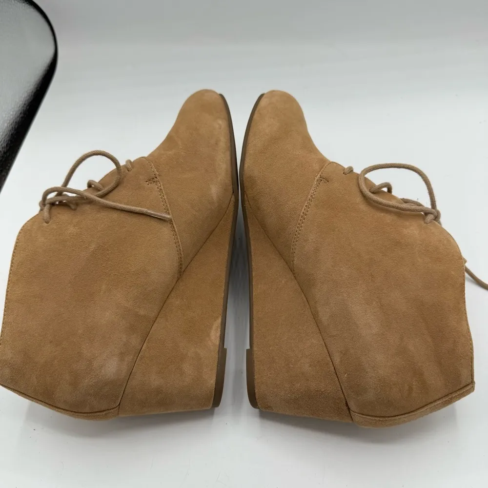 Vionic Becca women’s Wedge Tan Orthotic Suede Bootie size 8‎ - Image 3