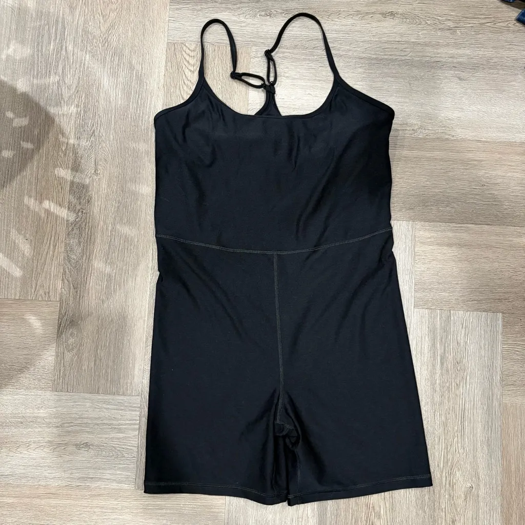 Old Navy  Active Cloud Go-Dry Black Romper Size L - Image 2