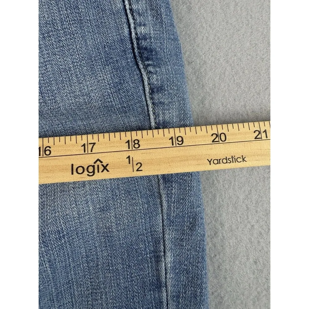 Levis 518 Superlow Jeans Women 34x30 Blue Bootcut Fading Sz Tag 13 S - Image 4