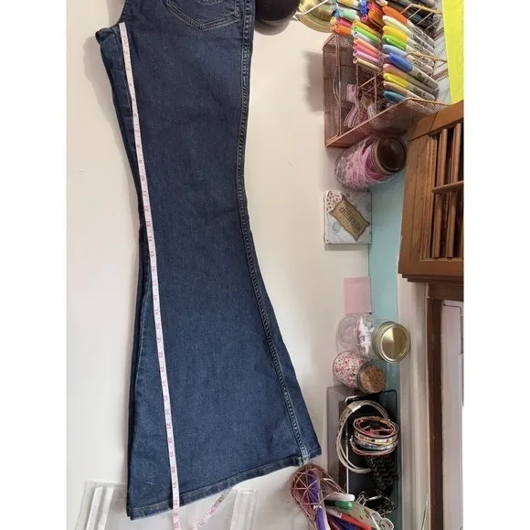 Free People Bell Bottom Jeans Size W 30 | 70's Retro | Boho | Festival | Western - Image 16