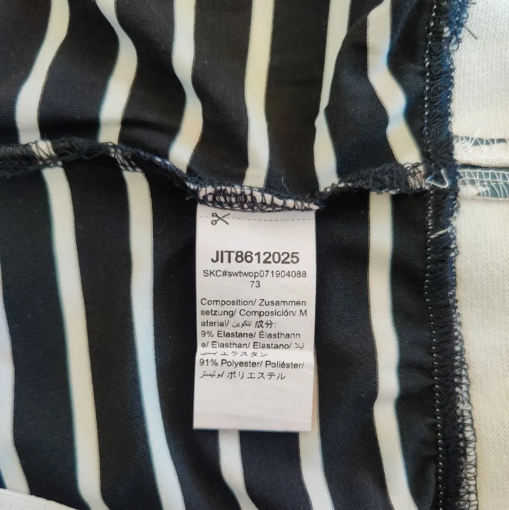 SheIn Matching LOVE Skirt Set - Image 5