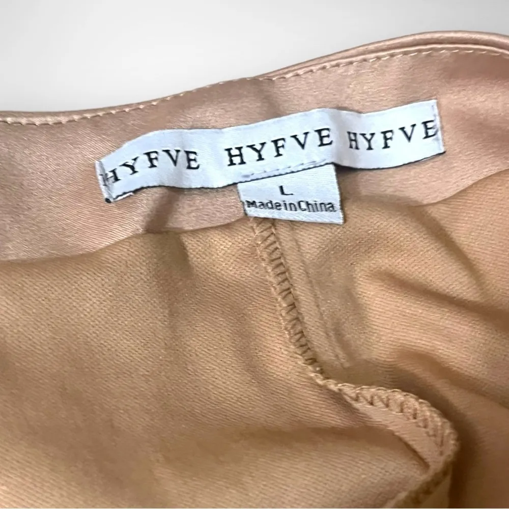 HYFVE Women's Rose Gold Shorts With Scalloped Hem Large‎ | NWT - Image 3