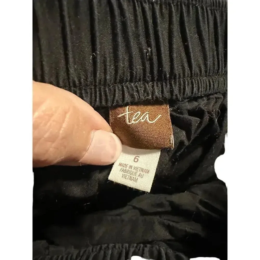 Tea Floral Embroidered Skirt Size 6 Black Cream Lined Pull - Image 4