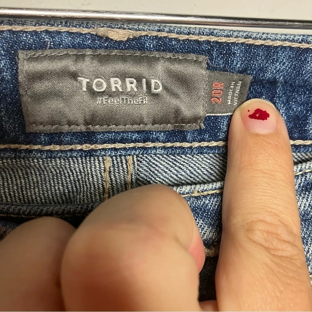 Torrid distressed Jeans button fly raw hem size 20R‎ - Image 3