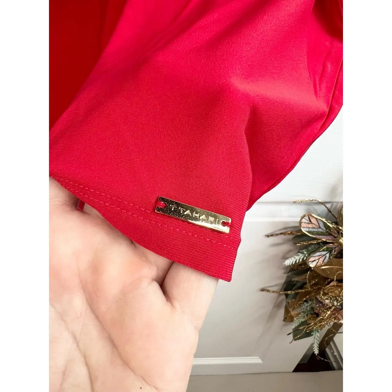 T TAHARI Blouse Size S Red Draped V Neck Short Sleeve Jersey Knit Faux Wrap Top - Image 6